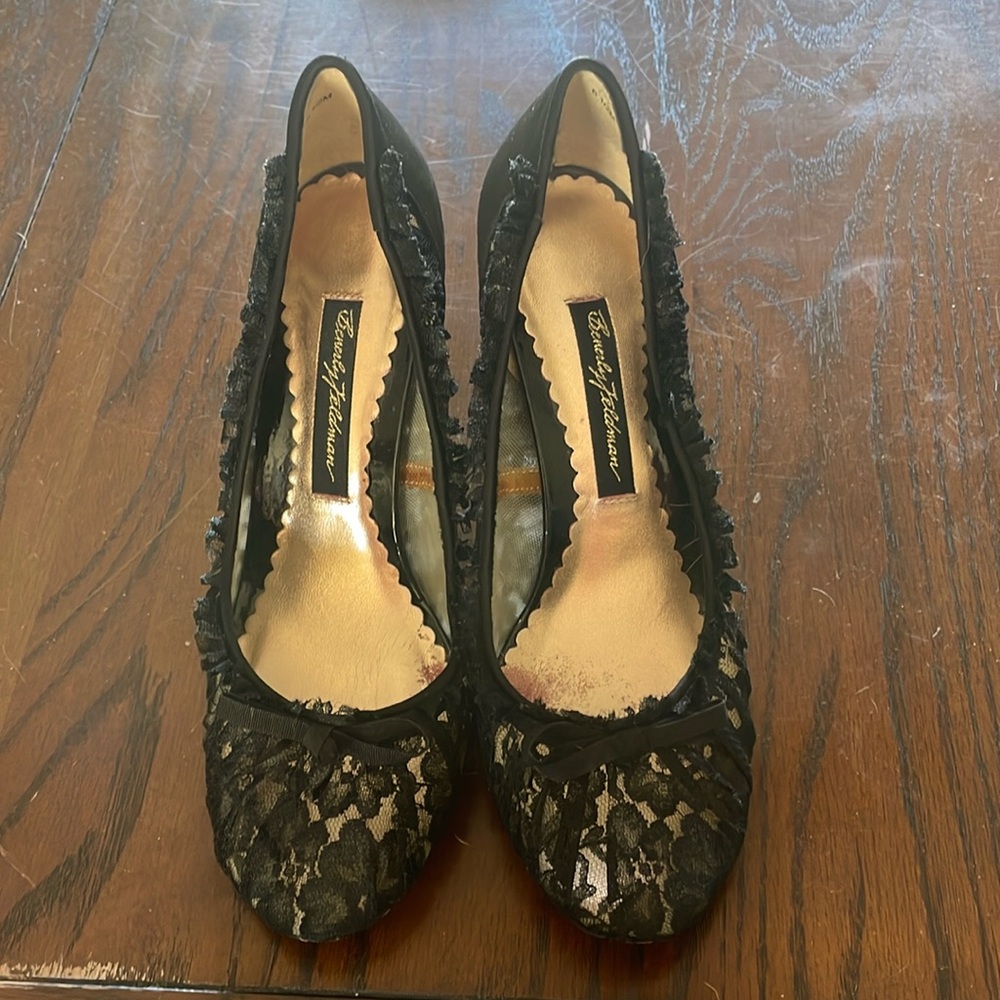 Beverly Feldman Lacy Pumps